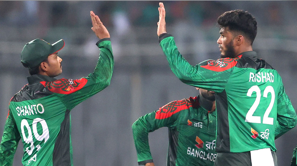 বাংলাদেশের স্পিন শাসনে থমকে গেছে ওয়েস্ট ইন্ডিজ