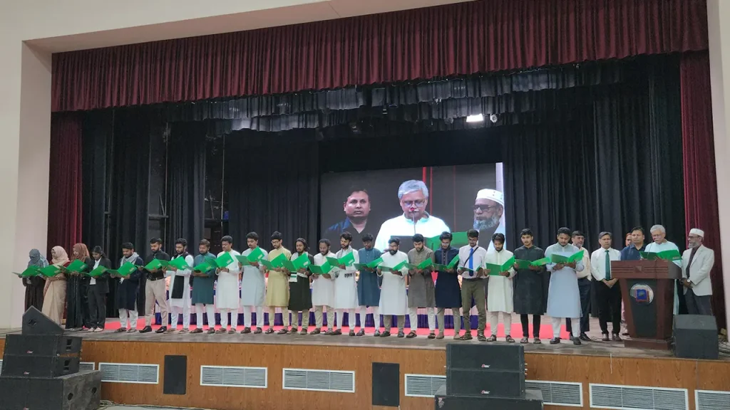 রাকসুর নবনির্বাচিত প্রতিনিধিরা শপথ নিলেন