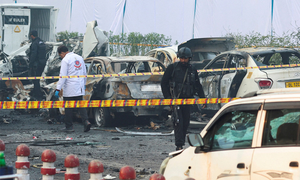 দিল্লিতে বিস্ফোরণের ঘটনায় কাশ্মীরের বাসিন্দা গ্রেপ্তার