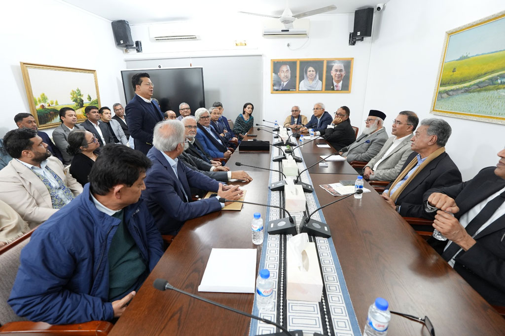 তারেক রহমানের সঙ্গে দেশের শীর্ষ ব্যবসায়ীদের বৈঠক
