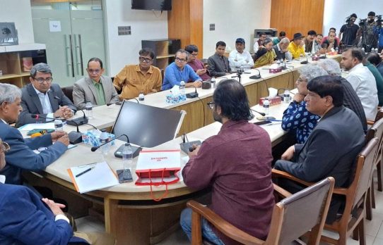 বইমেলা শুরু ২৫ ফেব্রুয়ারি,লাগবে না স্টল ভাড়া