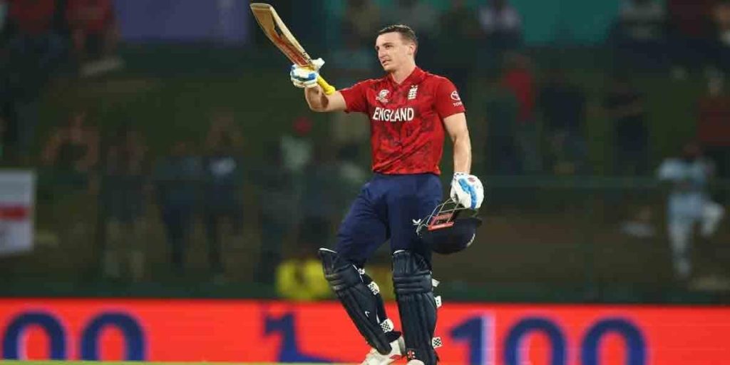 পাকিস্তানকে হারিয়ে সেমিতে ইংল্যান্ড