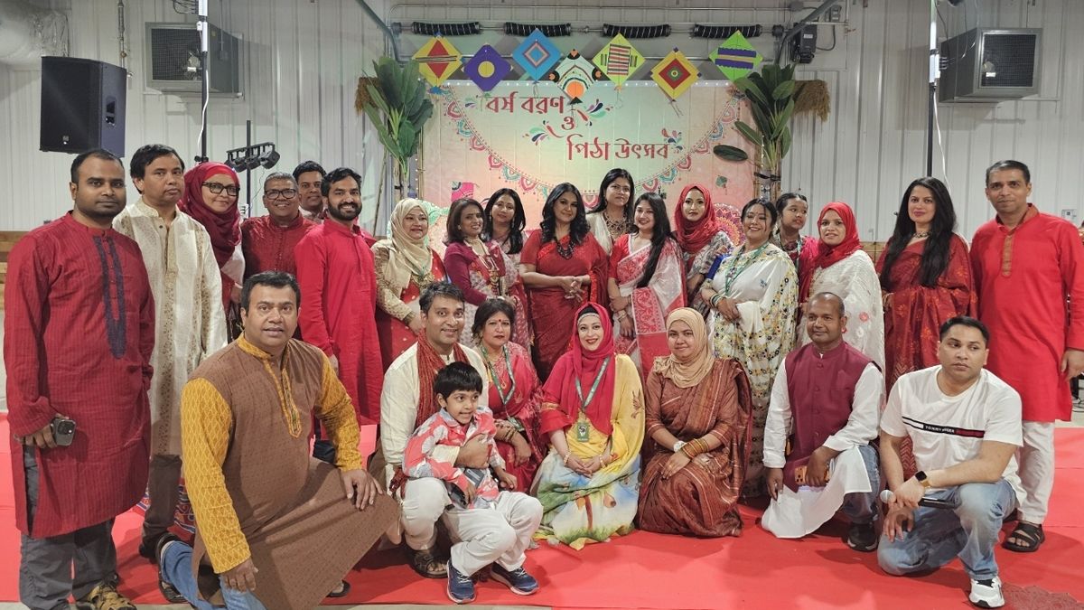 সামিনা চৌধুরীর সুরে মুগ্ধ প্রবাসীরা