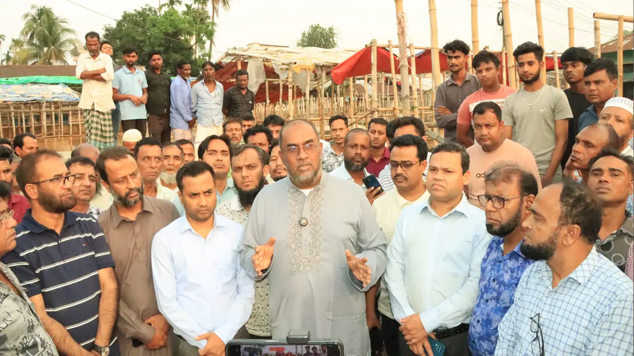 হাটবাজার কোনো ব্যক্তি মালিকানাধীন নয় – সিসিক প্রশাসক