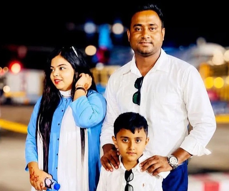 পিকআপ-মোটর সাইকেল সংঘর্ষে স্বামী-স্ত্রী-সন্তান নিহত