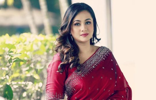 নতুন রূপে পূর্ণিমা