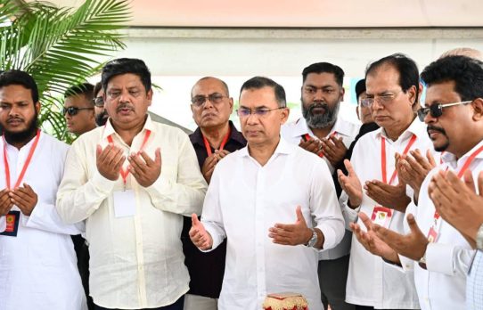 পদ্মার পাশাপাশি তিস্তা ব্যারেজও করা হবে-প্রধানমন্ত্রী