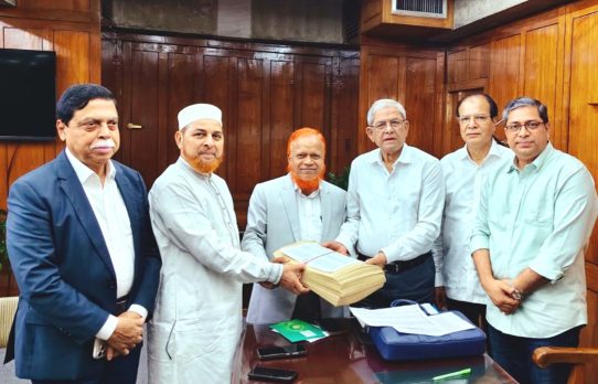 বিরোধীদলীয় এমপিরা ধর্মীয় প্রতিষ্ঠানের উন্নয়নে বিশেষ বরাদ্দ পেলেন