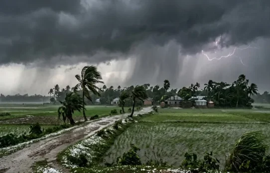 দেশের চার অঞ্চলে ৬০ কিলোমিটার বেগে ঝড়ের শঙ্কা
