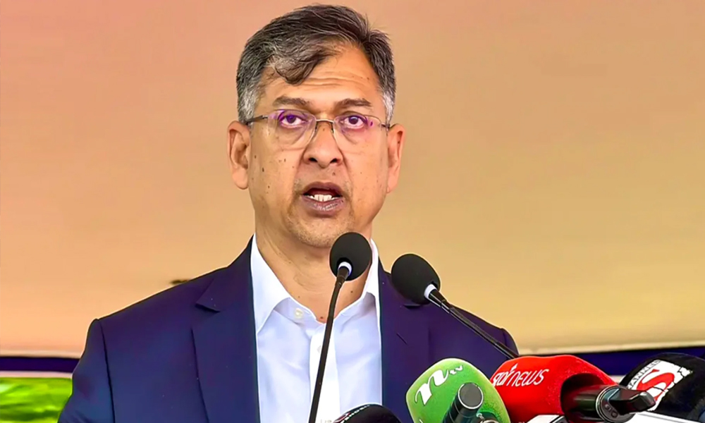 প্রতিবেশী দেশের ভরসায় ক্ষমতায় থাকার রাজনীতি আমরা বিশ্বাস করি না- স্বরাষ্ট্রমন্ত্রী